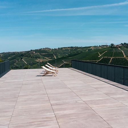 Monforte dʼAlba Foresteria, Winery & Events Destination מראה חיצוני תמונה