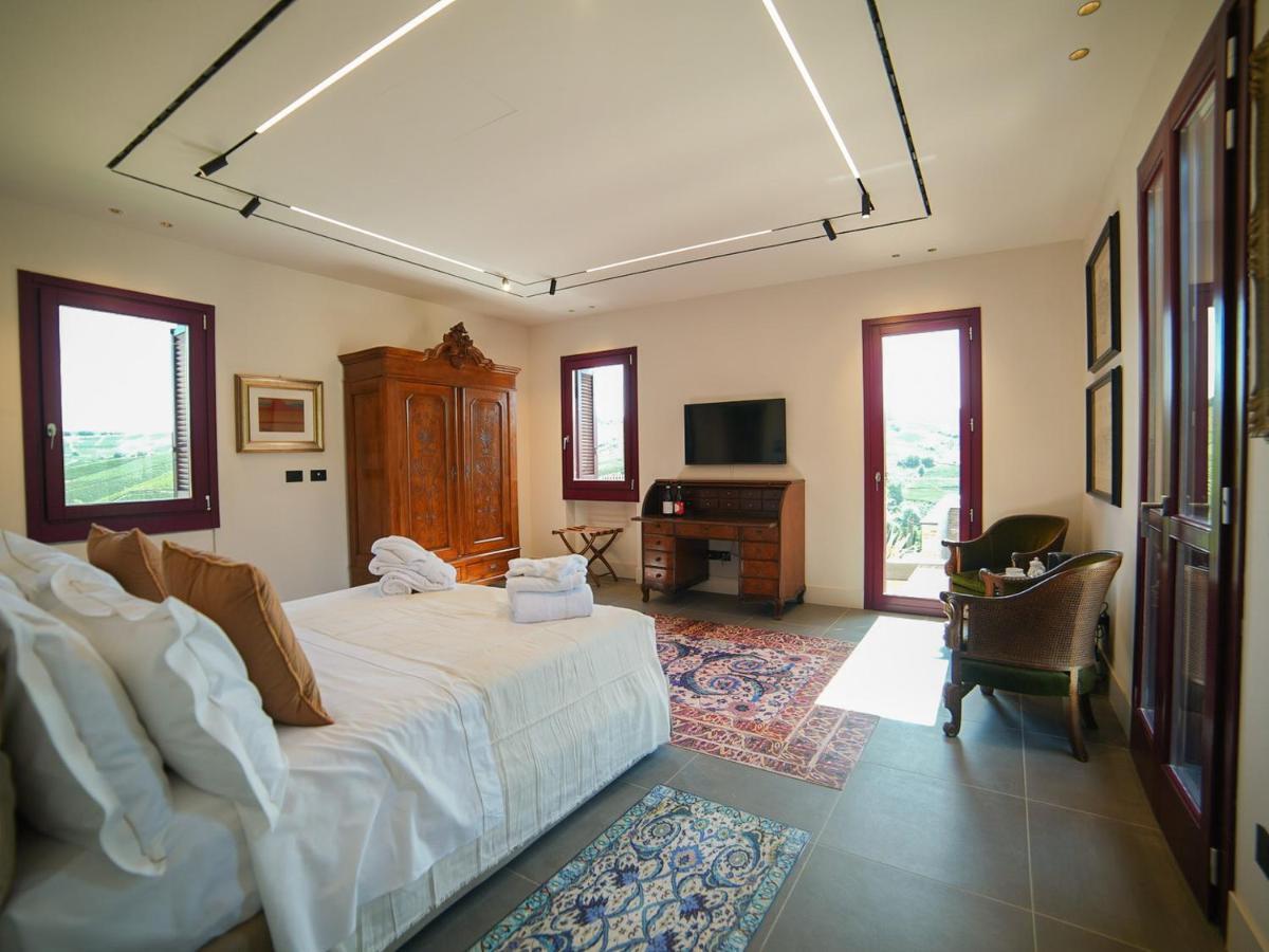 Monforte dʼAlba Foresteria, Winery & Events Destination מראה חיצוני תמונה